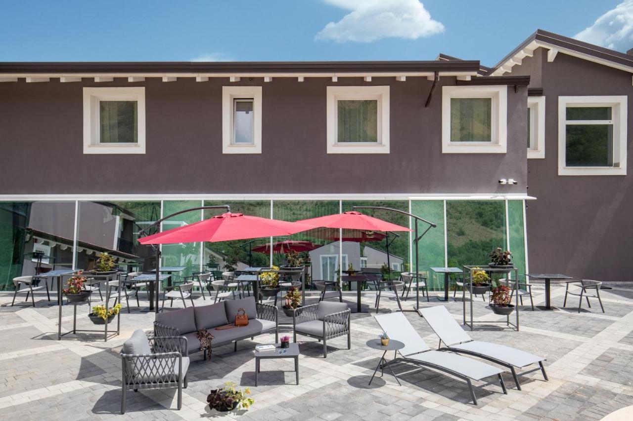 Hotel Della Piana Avezzano Exterior foto